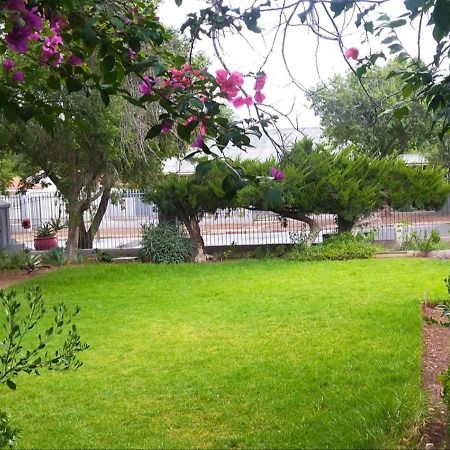 Royal Karoo Cottage Unit 1 Beaufort West Exteriör bild