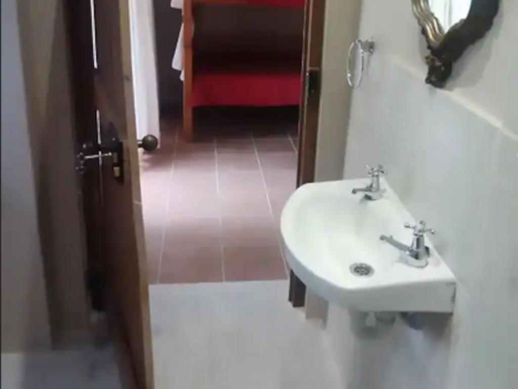 Royal Karoo Cottage Unit 1 Beaufort West Exteriör bild