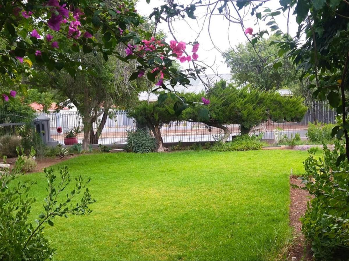 Royal Karoo Cottage Unit 1 Beaufort West Exteriör bild